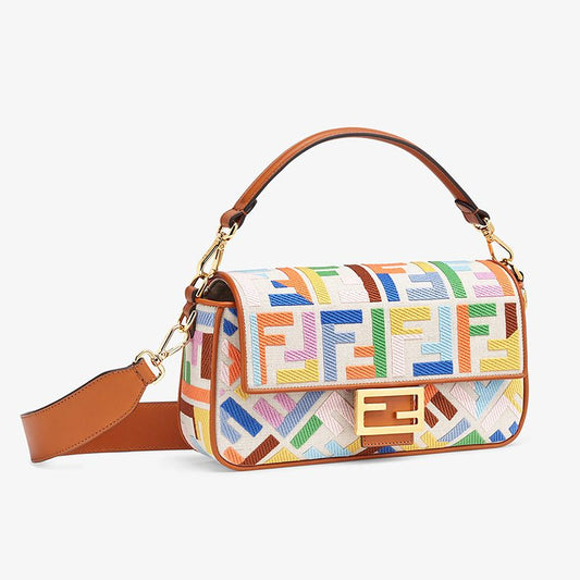 Sac Baguette moyen Fendi en toile à motif FF multicolore