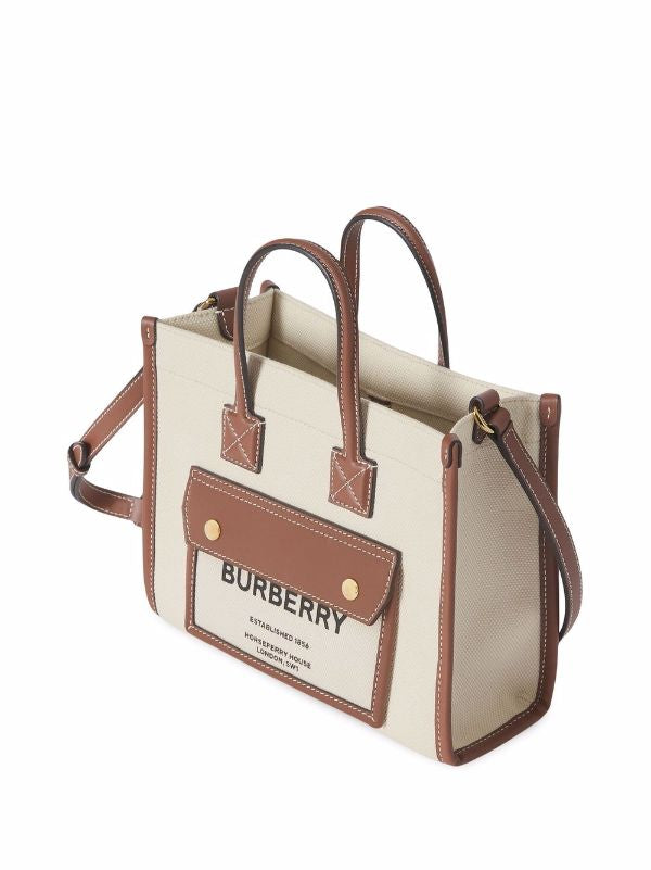 Burberry
mini sac cabas Freya Trois couleurs