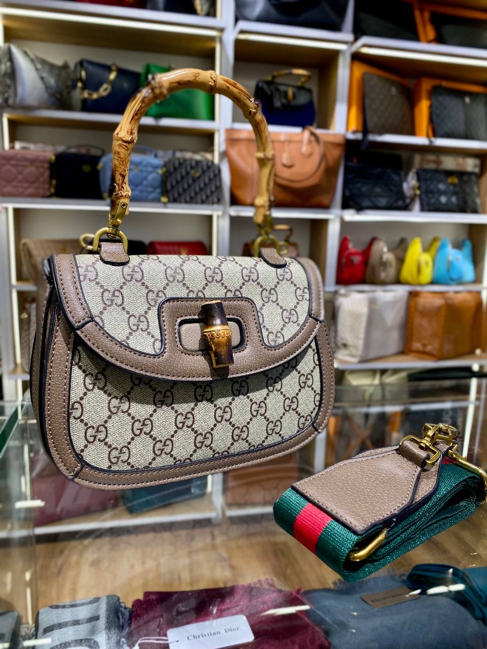 SAC À MAIN GUCCI BAMBOO 1947