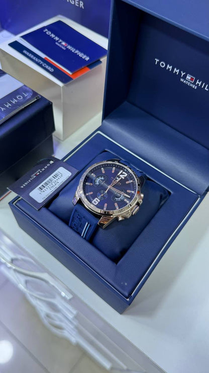 Tommy Hilfiger Decker 1791474 Boitier or rose bracelet en silicone bleu