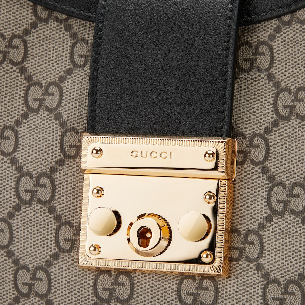 SAC BANDOULIÈRE GG EN CUIR DE TAILLE MOYENNE AVEC CADENAS