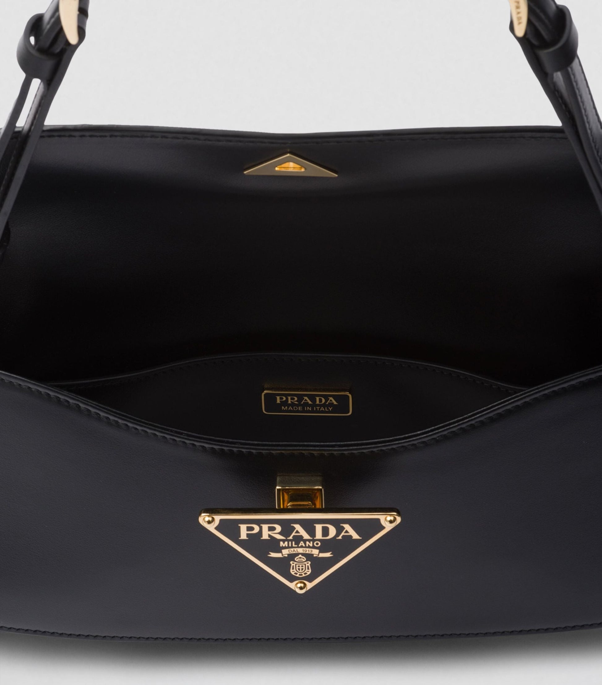 Sac porté épaule en vrai cuir verni Noir