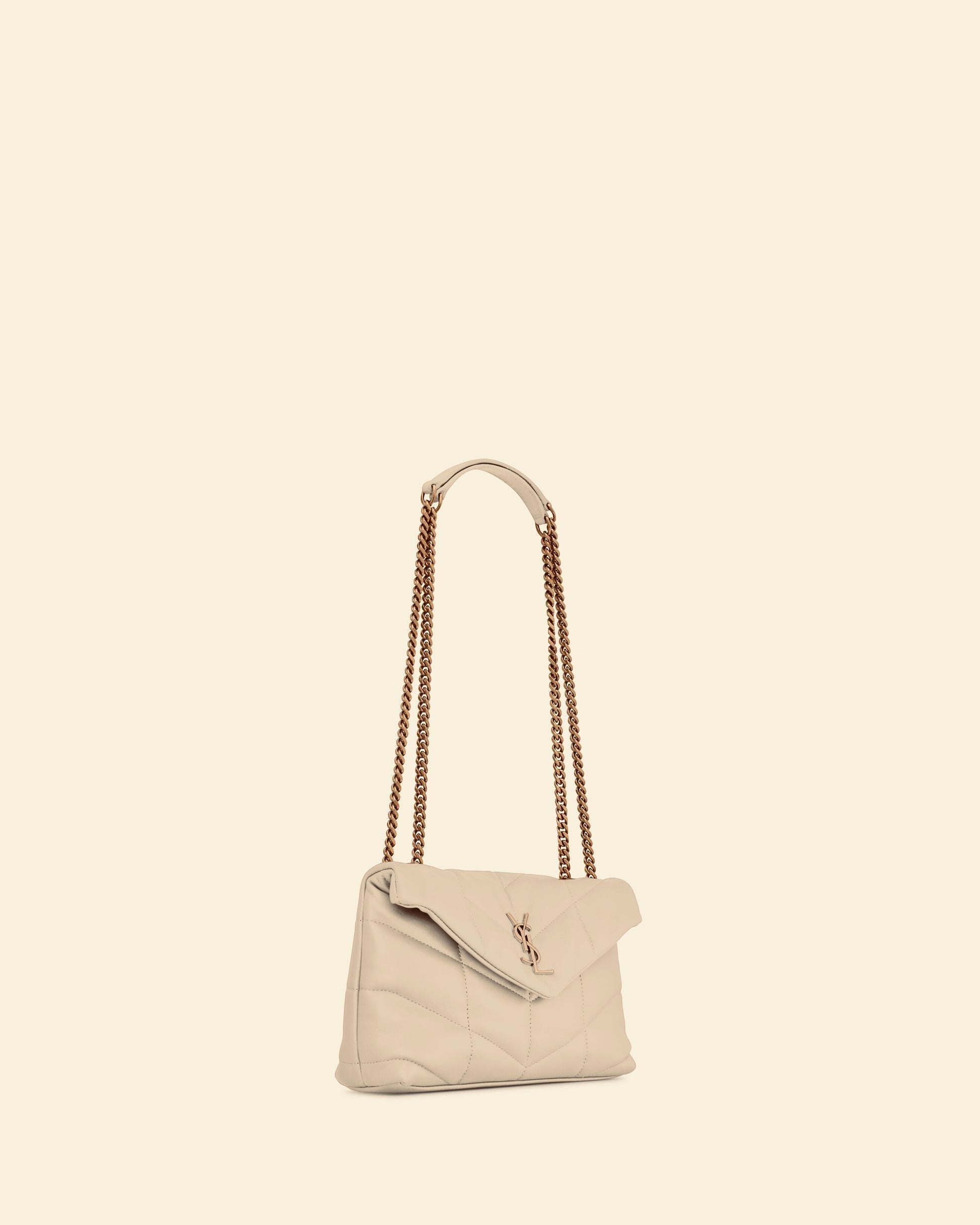 SAC YSL PUFFER TOY D'AGNEAU
BEIGE