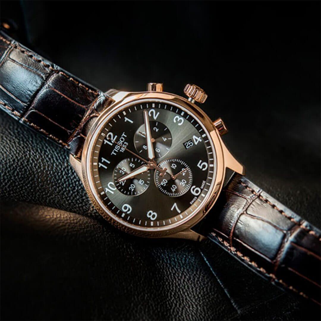 MONTRE TISSOT Chrono Classic XLChrono Classic XL Chronograph